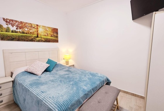 Herverkoop - Appartement / Flat -
Torrevieja - La Siesta