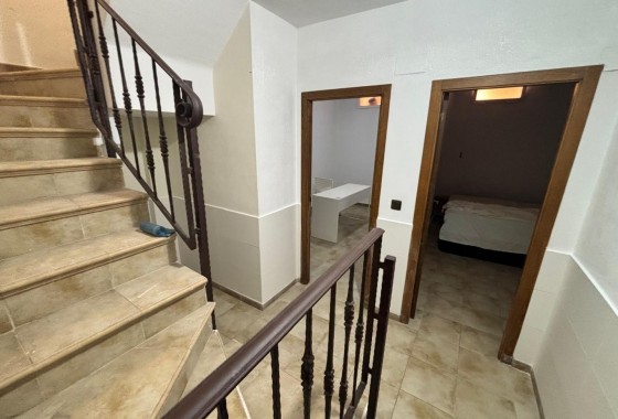 Herverkoop - Stadswoning -
Guardamar del Segura - Urbanizaciones