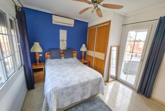 Herverkoop - Vrijstaande Villa -
Villamartín - Costa Blanca