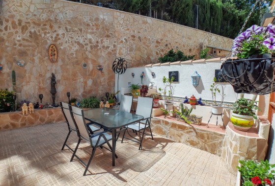 Herverkoop - Vrijstaande Villa -
Villamartín - Costa Blanca