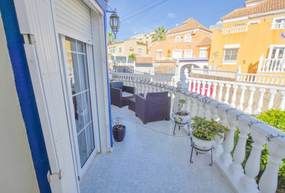Herverkoop - Vrijstaande Villa -
Villamartín - Costa Blanca