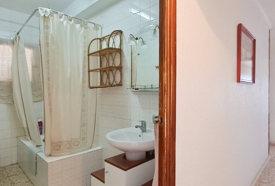 Herverkoop - Appartement / Flat -
Torrevieja - Playa de los Naufragos