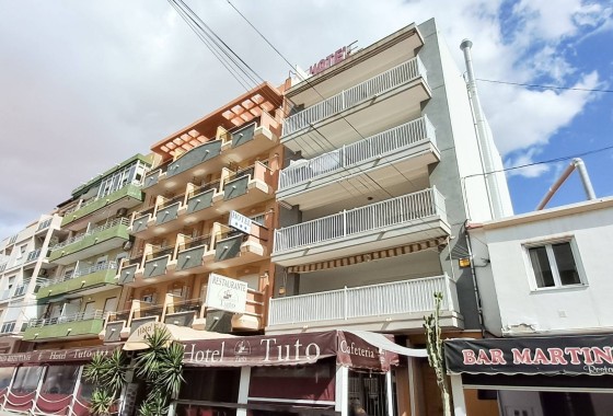 Herverkoop - Appartement / Flat -
Torrevieja - Playa de los Naufragos