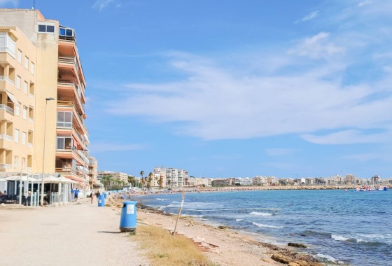 Herverkoop - Appartement / Flat -
Torrevieja - Playa de los Naufragos