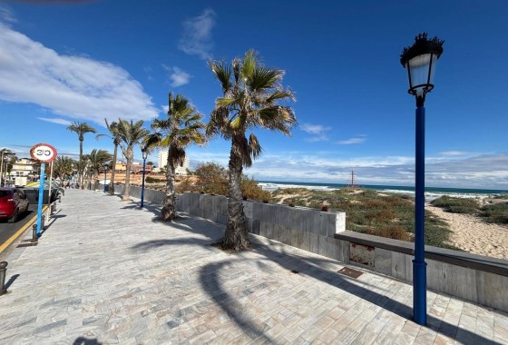 Sprzedaż - Apartament / Mieszkanie -
Cabo Roig - Costa Blanca