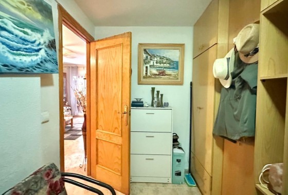 Venta - Apartamento / Piso -
Torrevieja - Center