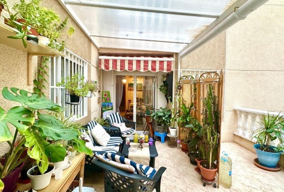 Venta - Apartamento / Piso -
Torrevieja - Center