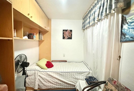Venta - Apartamento / Piso -
Torrevieja - Center