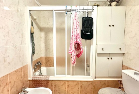 Venta - Apartamento / Piso -
Torrevieja - Center
