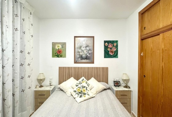 Venta - Apartamento / Piso -
Torrevieja - Center