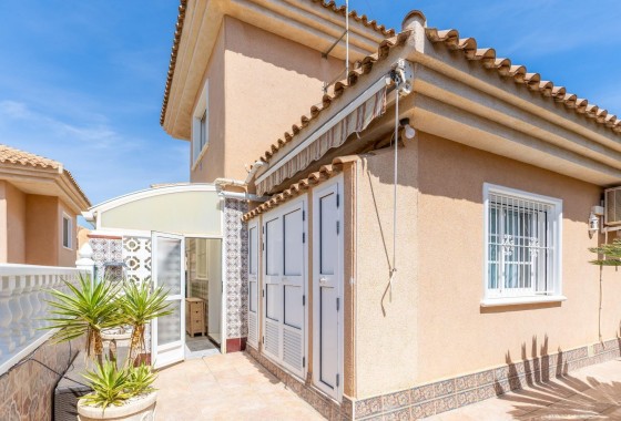 Herverkoop - Vrijstaande Villa -
Torrevieja - Los Balcones