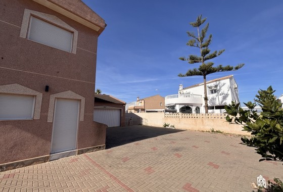 Venta - Chalet Independiente -
Benijofar - Costa Blanca