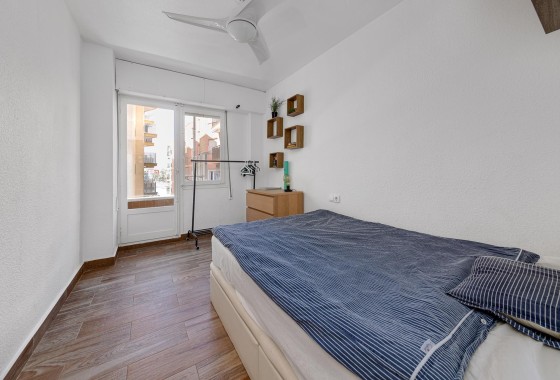 Resale - Wohnung / Appartement -
Torrevieja - Playa del Cura
