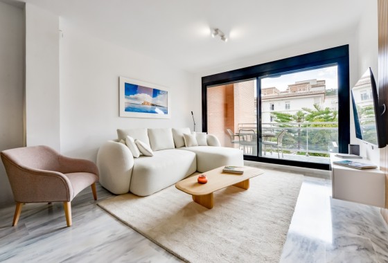 Resale - Wohnung / Appartement -
Villajoyosa - La Cala