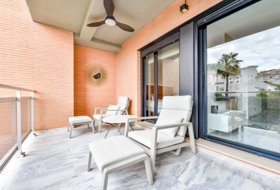 Resale - Wohnung / Appartement -
Villajoyosa - La Cala