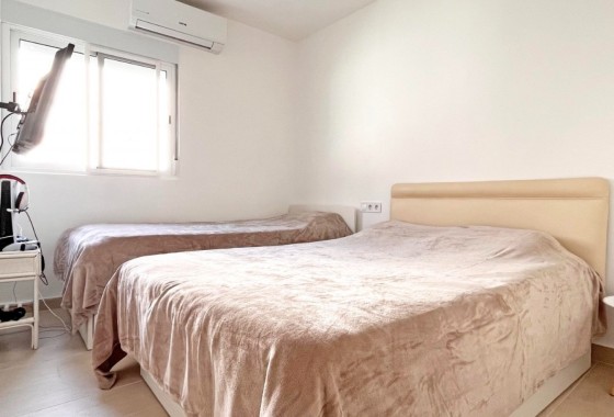 Herverkoop - Appartement / Flat -
Orihuela Costa - Playa Flamenca