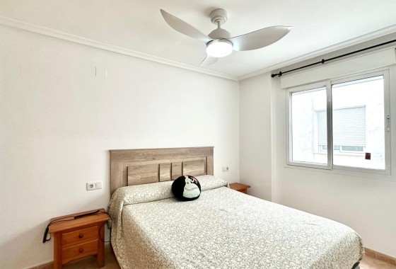 Resale - Wohnung / Appartement -
Torrevieja