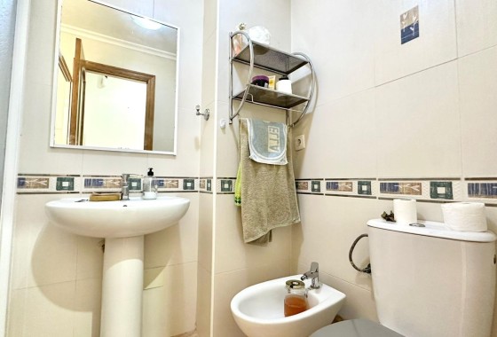 Resale - Wohnung / Appartement -
Torrevieja