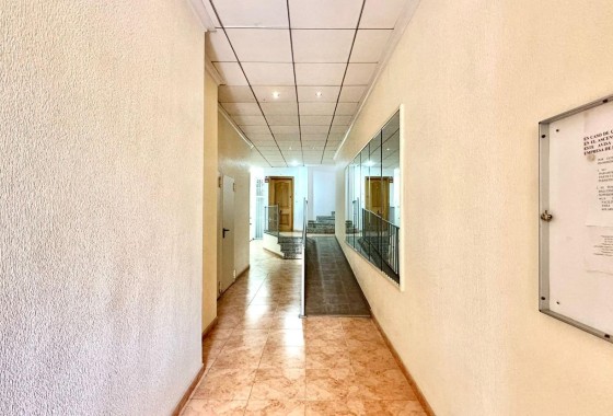 Resale - Wohnung / Appartement -
Torrevieja