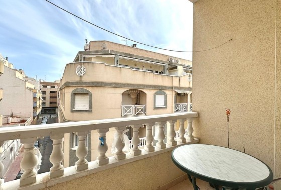 Resale - Wohnung / Appartement -
Torrevieja