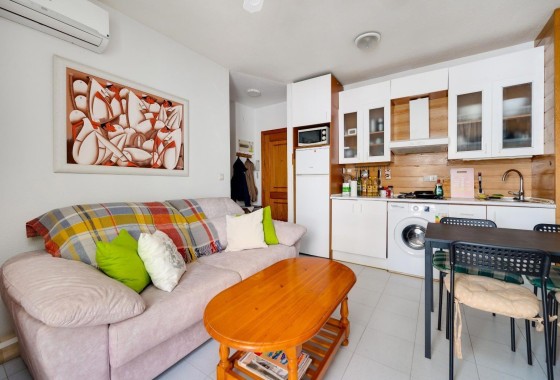 Venta - Apartamento / Piso -
Torrevieja - Estacion de autobuses