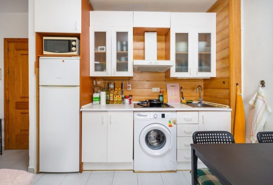 Venta - Apartamento / Piso -
Torrevieja - Estacion de autobuses