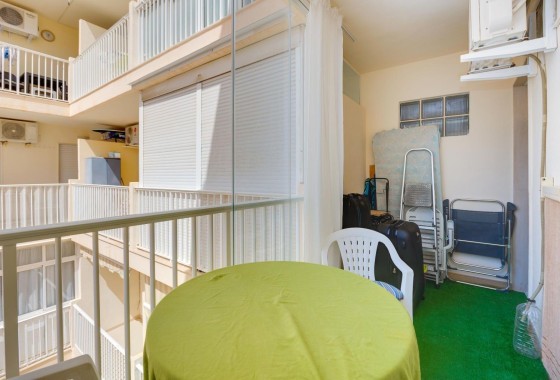 Venta - Apartamento / Piso -
Torrevieja - Estacion de autobuses