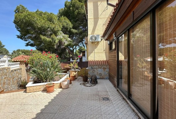 Sale - Detached Villa -
Torrevieja - Los Balcones