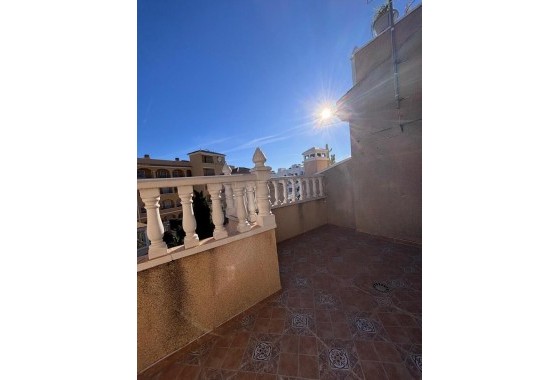Herverkoop - Stadswoning -
Villamartín - Costa Blanca