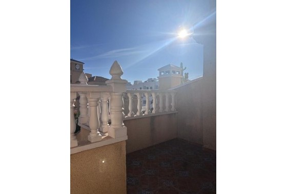 Herverkoop - Stadswoning -
Villamartín - Costa Blanca
