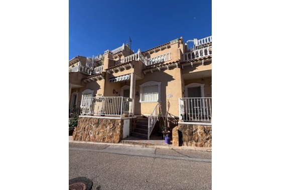 Herverkoop - Stadswoning -
Villamartín - Costa Blanca