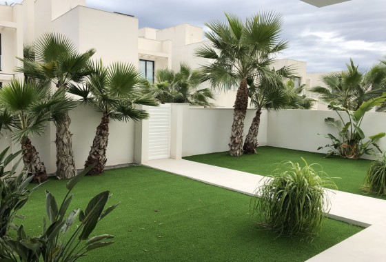 Venta - Chalet Independiente -
Rojales - Inland