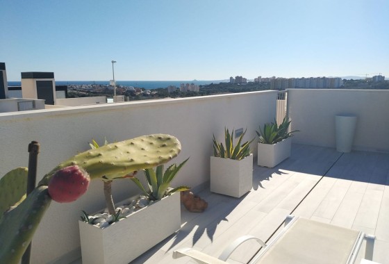 Venta - Chalet Independiente -
Orihuela Costa - Costa Blanca