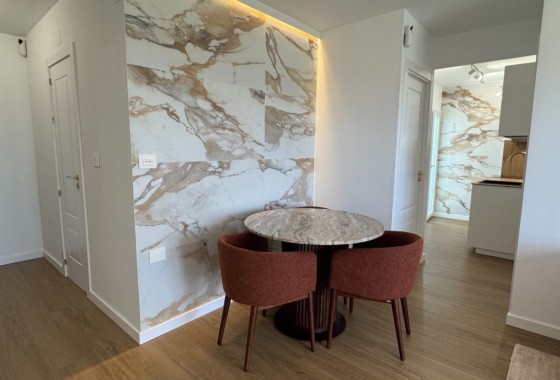 Herverkoop - Appartement / Flat -
Orihuela Costa - Punta Prima