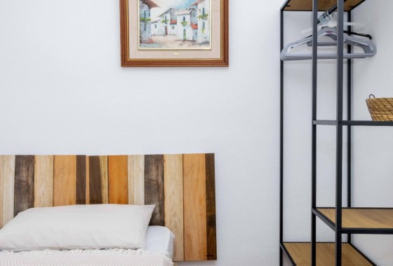 Herverkoop - Stadswoning -
Orihuela Costa - La Zenia