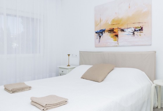 Herverkoop - Stadswoning -
Orihuela Costa - La Zenia