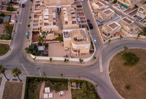 Herverkoop - Vrijstaande Villa -
Torrevieja - La Siesta - El Salado - Torreta
