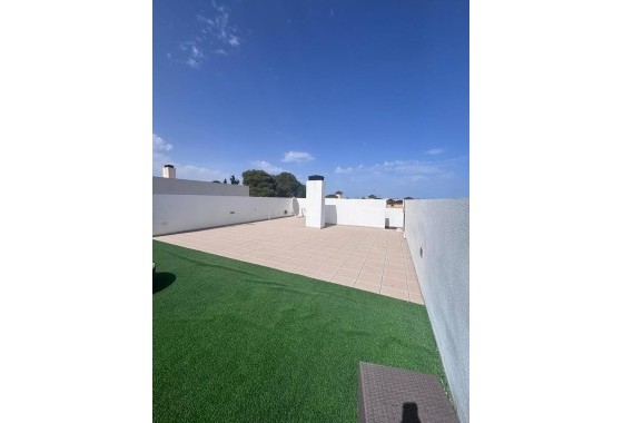 Sprzedaż - Willa wolnostojąca -
Villamartín - Costa Blanca