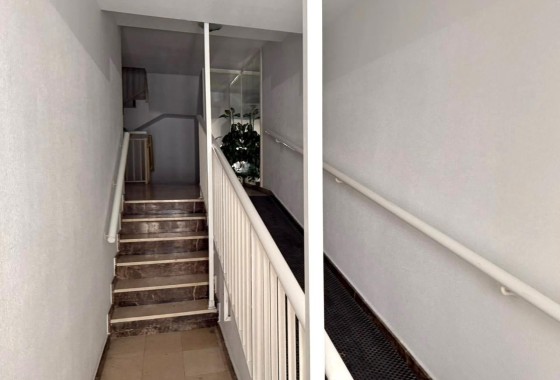 Herverkoop - Appartement / Flat -
Torrevieja - Playa del Cura