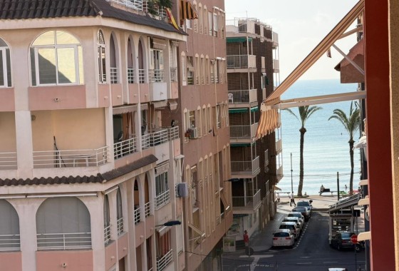 Herverkoop - Appartement / Flat -
Torrevieja - Playa del Cura