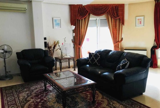 Resale - Freistehende Villa -
La Murada - Inland