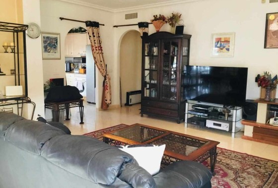 Resale - Freistehende Villa -
La Murada - Inland