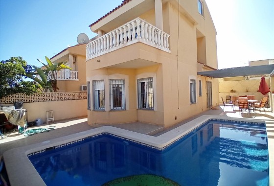 Venta - Casa de pueblo -
Mazarron - Bolnuevo