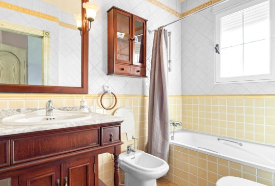 Resale - Freistehende Villa -
Torrevieja - Torrelamata - La Mata