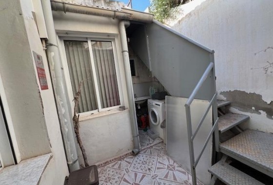 Resale - Stadthaus -
Dolores - Centro