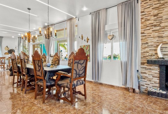 Herverkoop - Vrijstaande Villa -
Ciudad Quesada - Rojales - Ciudad Quesada