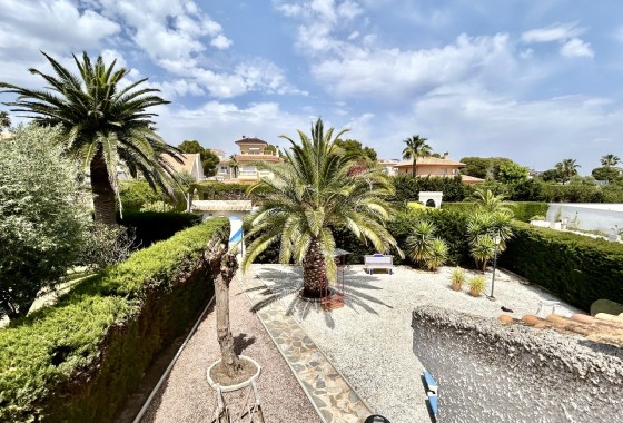 Sprzedaż - Willa wolnostojąca -
La Zenia - Costa Blanca