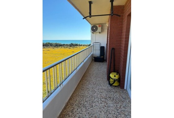 Herverkoop - Appartement / Flat -
Punta Prima - Costa Blanca