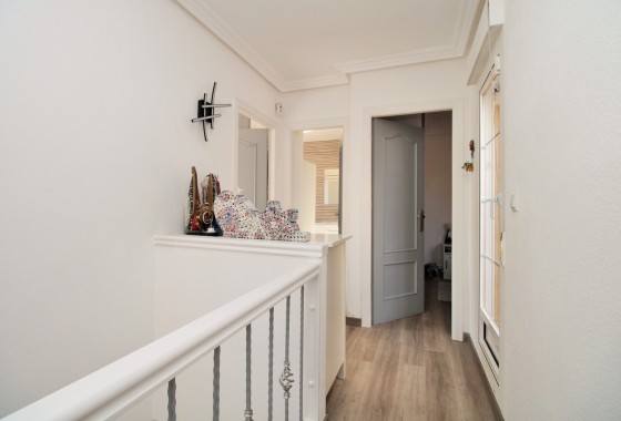 Herverkoop - Stadswoning -
Villamartín