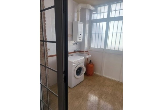 Herverkoop - Stadswoning -
Torre Pacheco - Balsicas